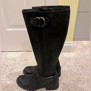 Clarks Orinocco Step Motorcycle in Women's size 7.5M.  Like new condition.